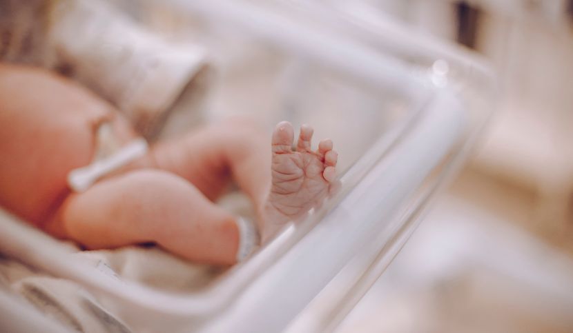 neonato-morto-dopo-il-parto